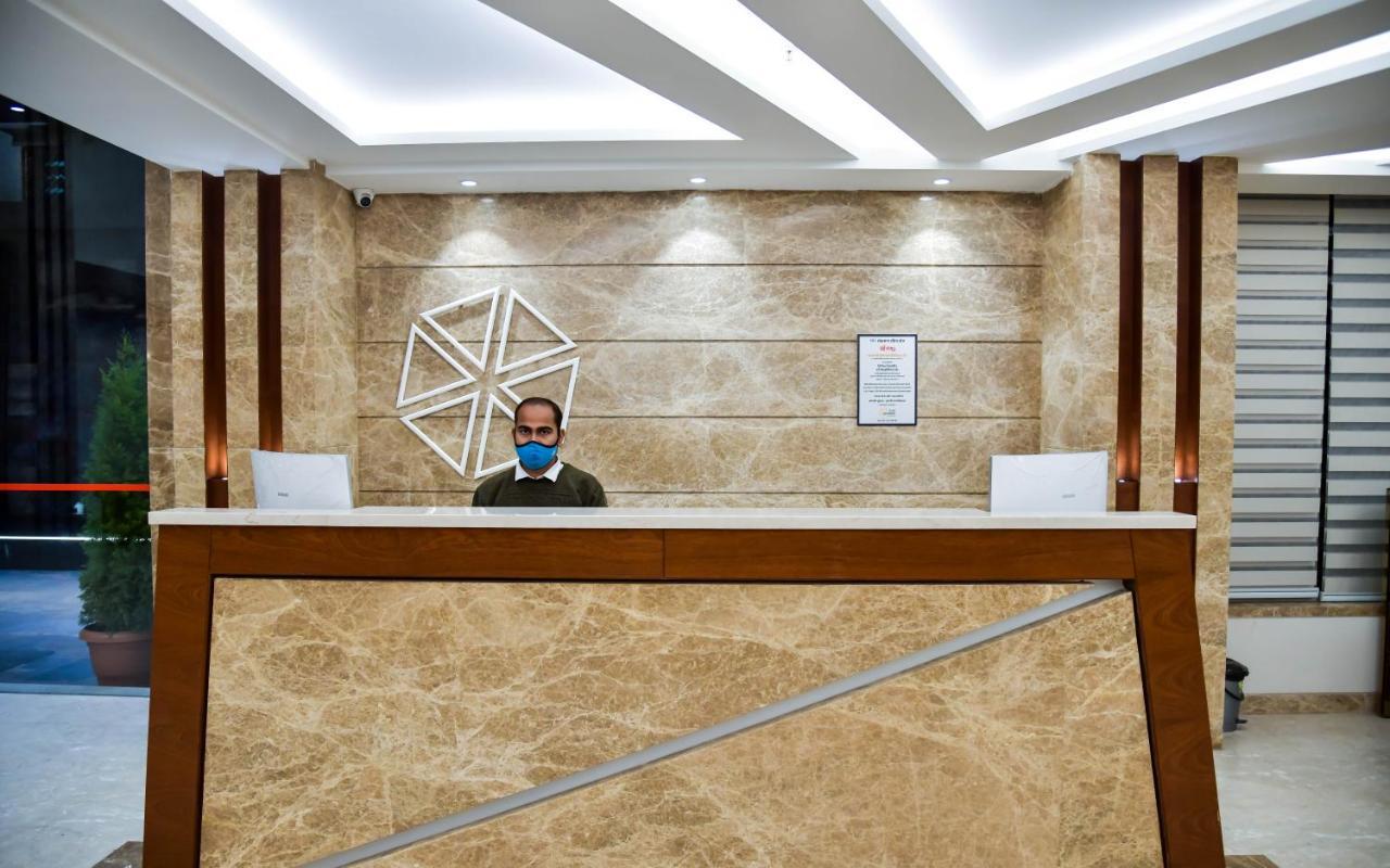Shree Ganga Smb Hotels Ujjain Eksteriør billede