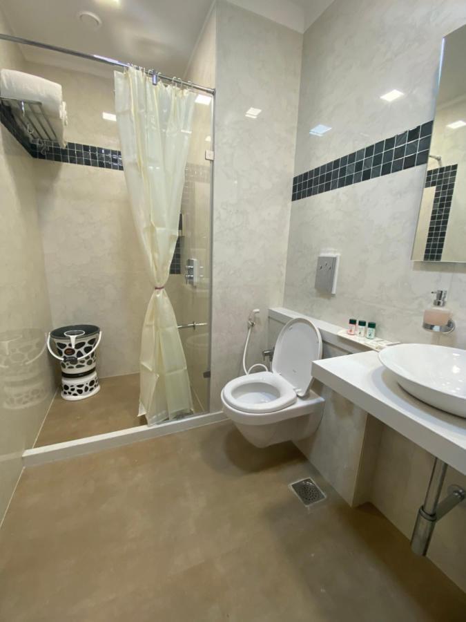 Shree Ganga Smb Hotels Ujjain Eksteriør billede